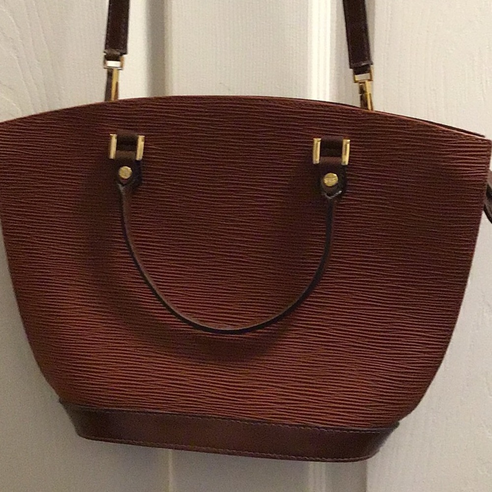 Beautiful leather brown bag